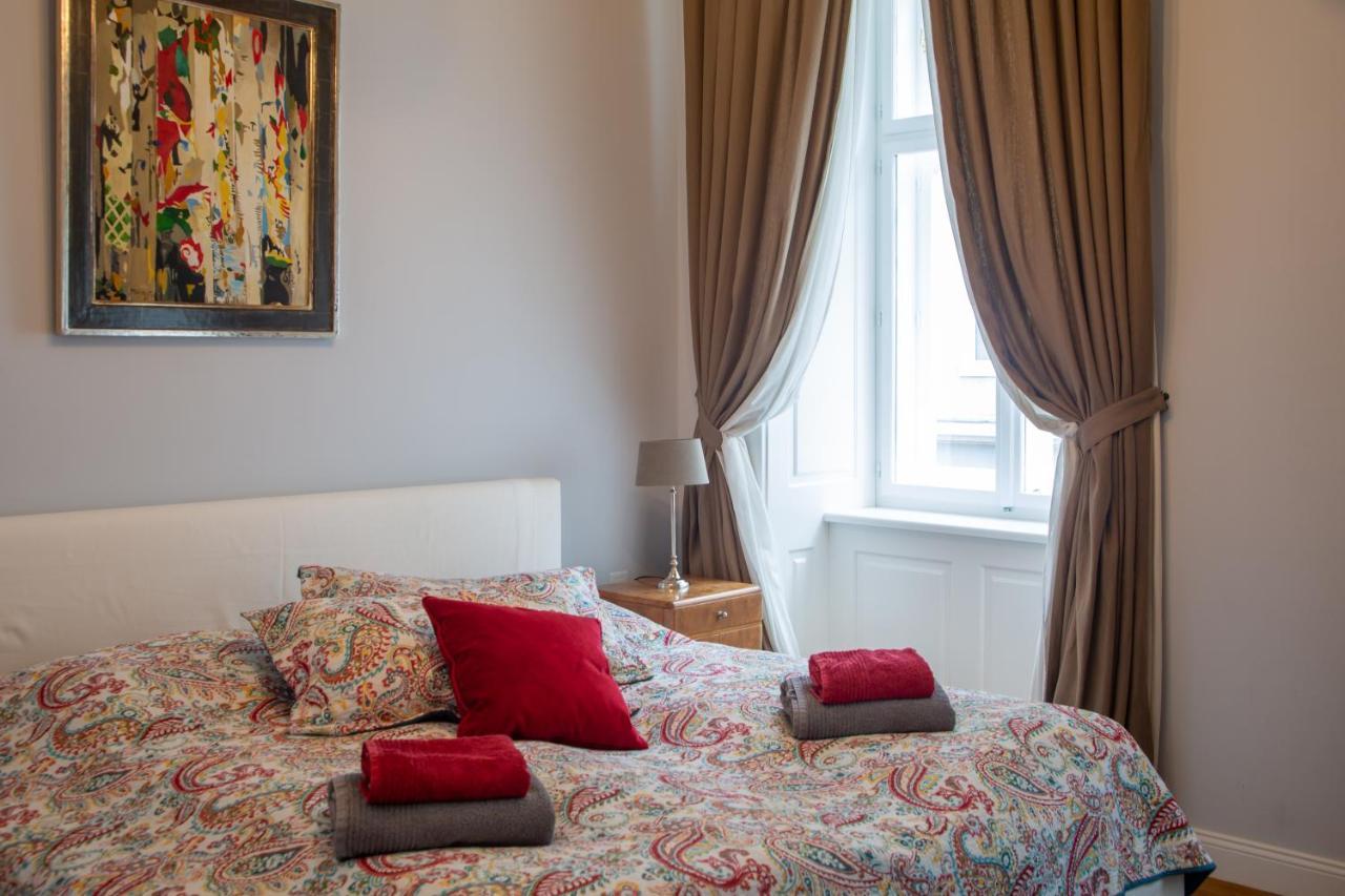Stilvolles Apartment In Zentraler Lage เวียนนา ภายนอก รูปภาพ