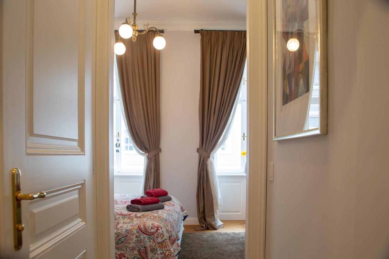 Stilvolles Apartment In Zentraler Lage เวียนนา ภายนอก รูปภาพ